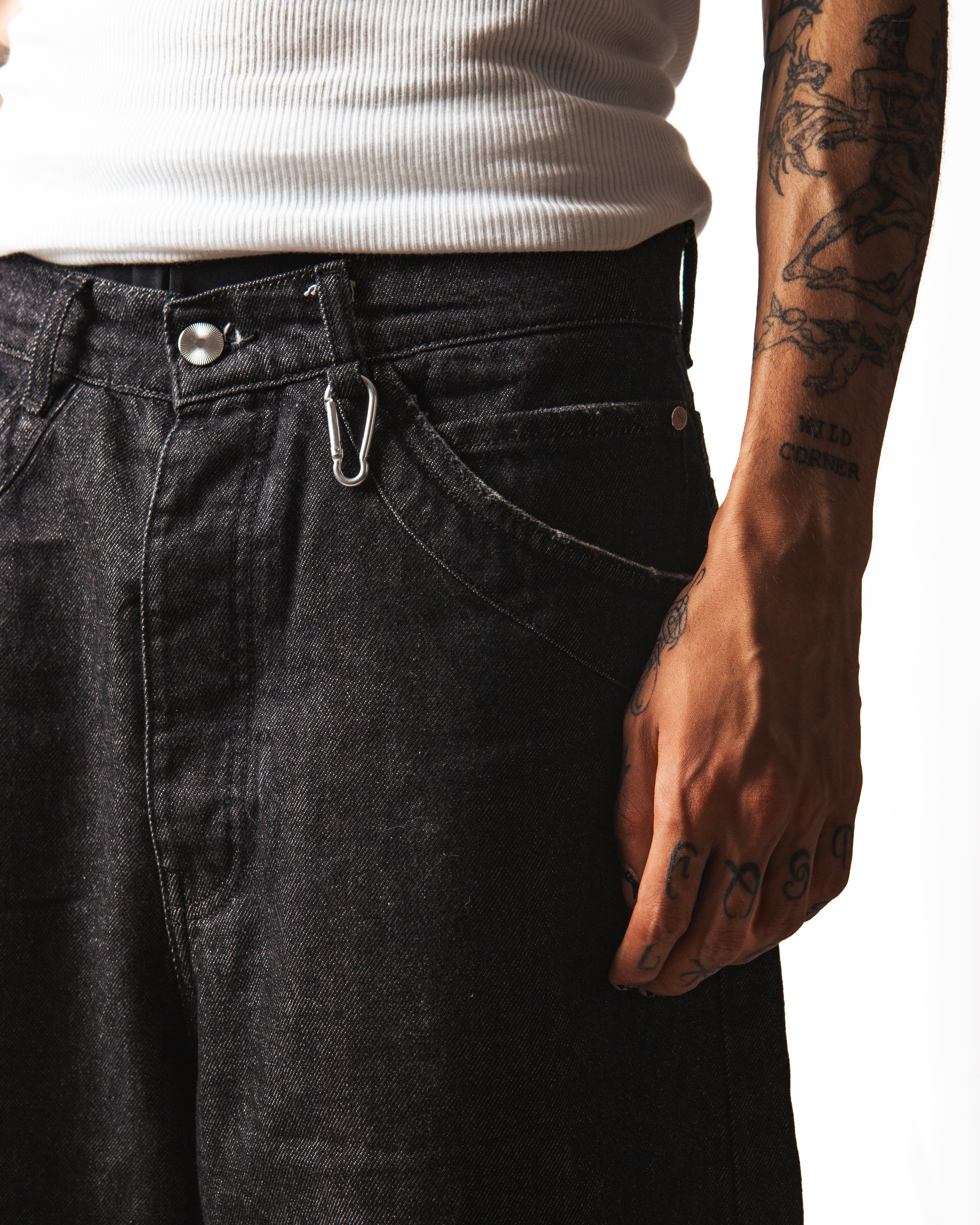 RAW DENIM JORTS