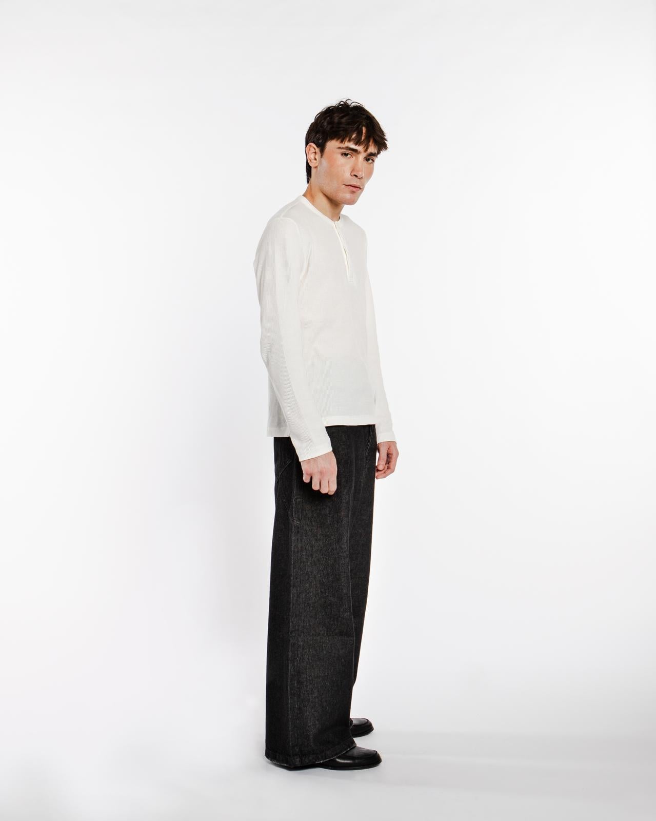 BAGGY RAW DENIM BLACK